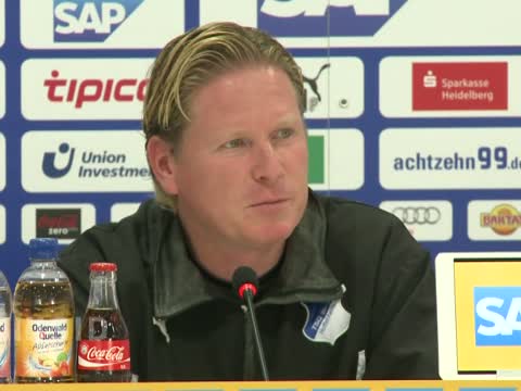 Gisdol will die Bayern "nicht zu sehr über den Himmel loben"