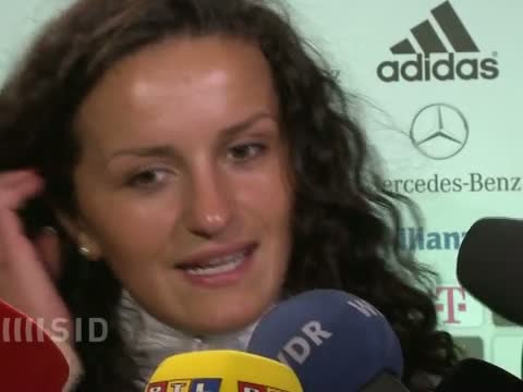 WM-Porträt: Fatmire Bajramaj