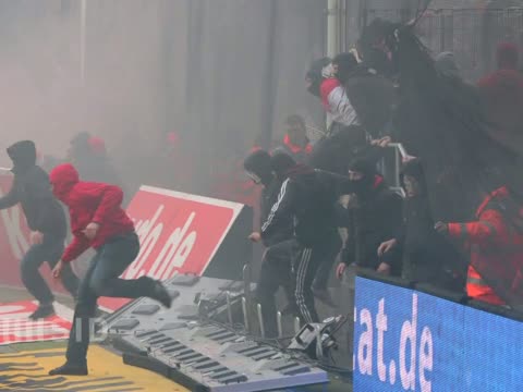 Köln steigt ab: Kein schöner Abschied für Podolski