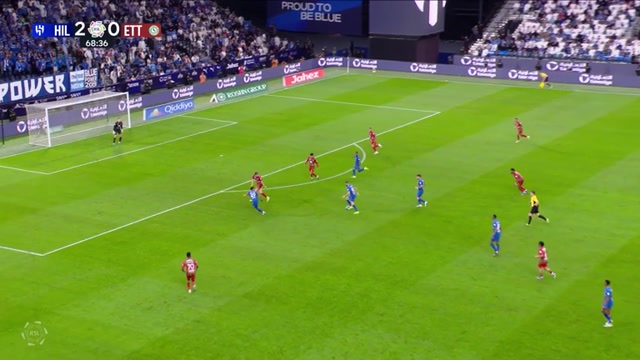 Unglaublich! Benzema vergibt Riesen-Chancen Unglaublich! Benzema vergibt Riesen-Chancen