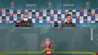 Kurios: CR7 beseitigt Cola-Flaschen