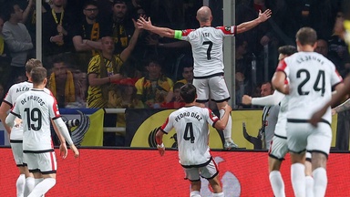 Highlights: Irres AEK-Spektakel wird nicht belohnt