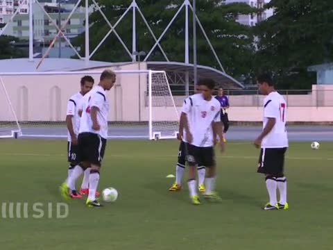 Tahiti fordert Spanien: "Wir spielen um Trikots zu tauschen"