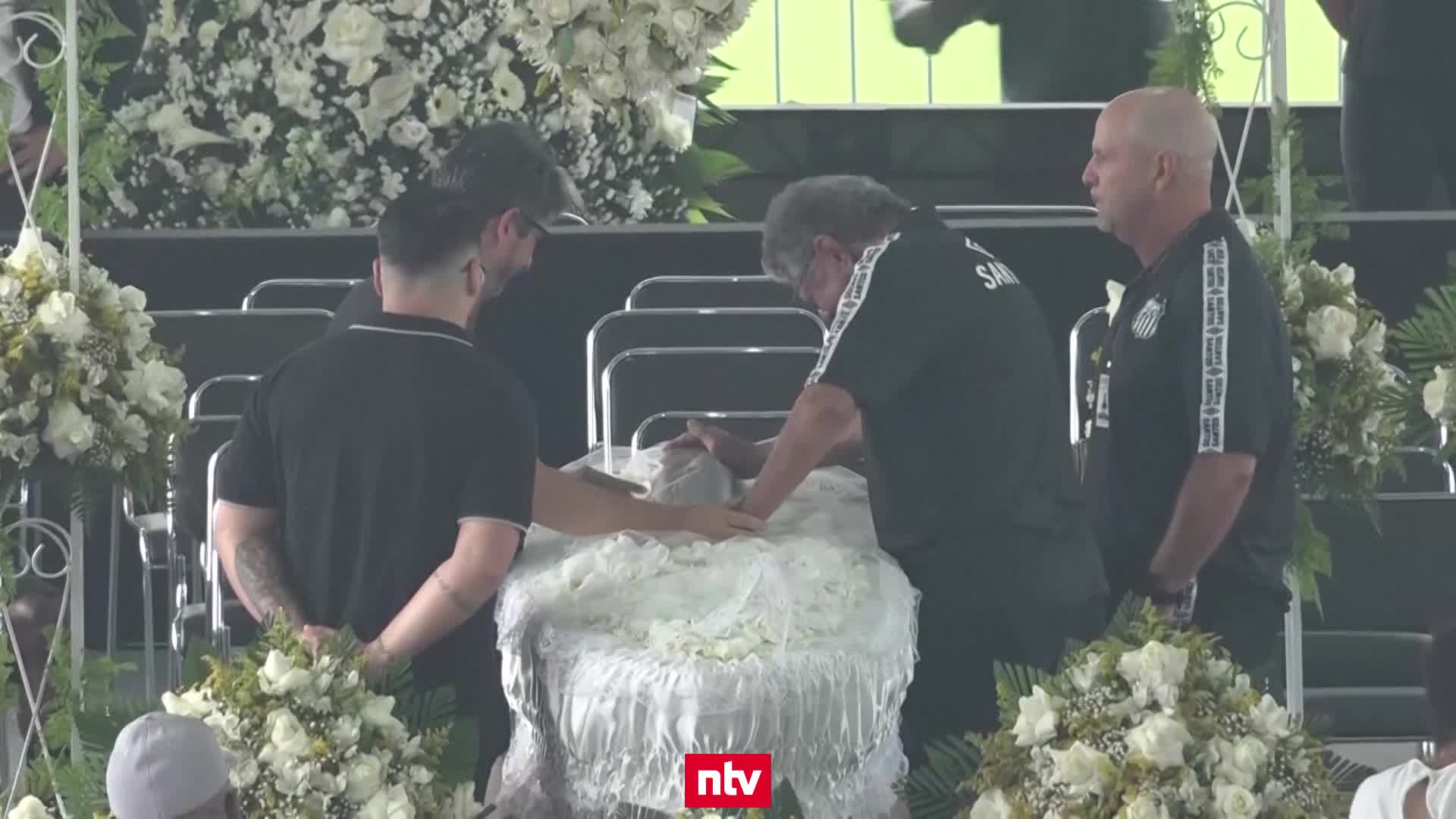 "Unser Größter": Emotionaler Abschied von Pelé