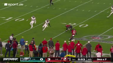 Moore lässt Eagles wie Slalomstangen stehen