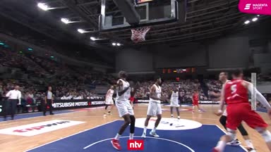 Schröder führt DBB-Team zum Sieg gegen Polen