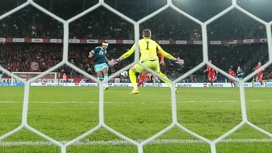 Na also! Gnabry gleicht kurz vor Pause aus