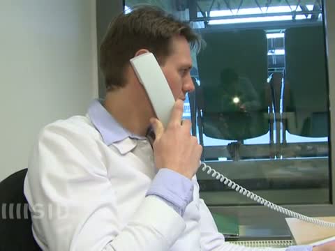 Werder-Azubi Borowski: Grauer Büroalltag statt grünem Rasen