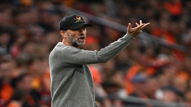 Wildes Klopp-Debüt in Amsterdam: Die Highlights Wildes Klopp-Debüt in Amsterdam: Die Highlights