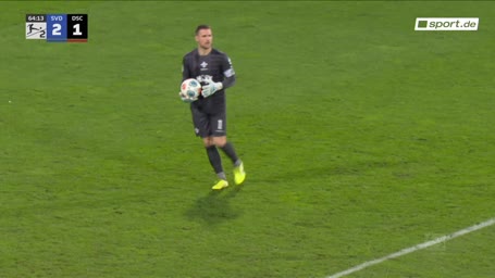 Notarzteinsatz: Fans stellen Support ein