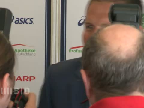 HSV Hamburg: Frank Rost sagt Kiel den Kampf an