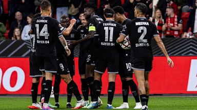 Bayer Leverkusen bejubelt Eigentor