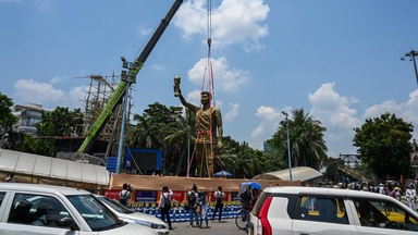 Darum muss die Messi-Statue abgebaut werden