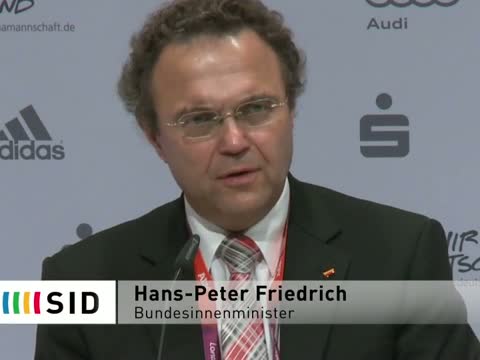 Innenminister Friedrich für deutsche Olympia-Bewerbung