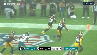 Interception! Lawrence mit bösem Patzer in der Red Zone