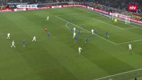 im Video: Kopfballungeheuer Musiala macht das 1:0!