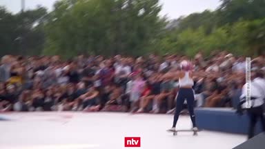 Neymar und Co. genießen Skateboard-Spektakel