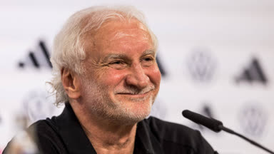 Deshalb ist Rudi Völler Kult