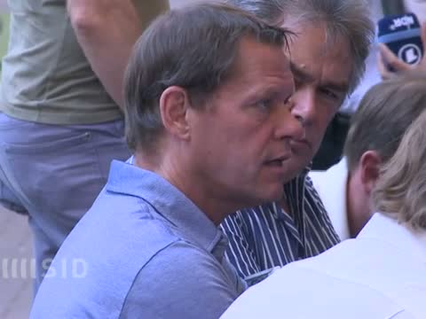 NDR: HSV beurlaubt Sportchef Arnesen