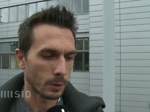 Gladbachs Hanke und Stranzl nach dem 1:1 gegen Dortmund
