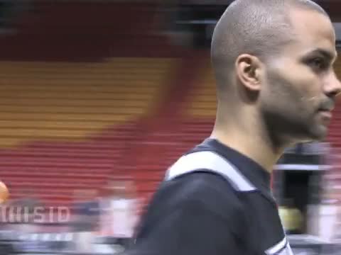 NBA: San Antonio demütigt Miami - Bangen um Parker