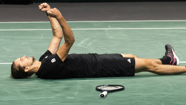 "Wahnsinn!" Zverev reagiert auf Tennis-Krimi "Wahnsinn!" Zverev reagiert auf Tennis-Krimi