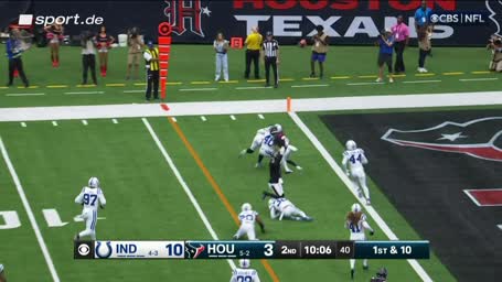 Mixon fightet sich in die Endzone der Colts