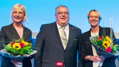 Bundestrainerin Voss-Tecklenburg in der Kritik