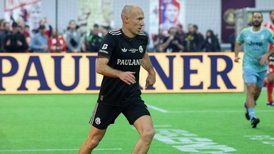 Olise-Vergleich mit Bayern-Legende? Robben winkt ab