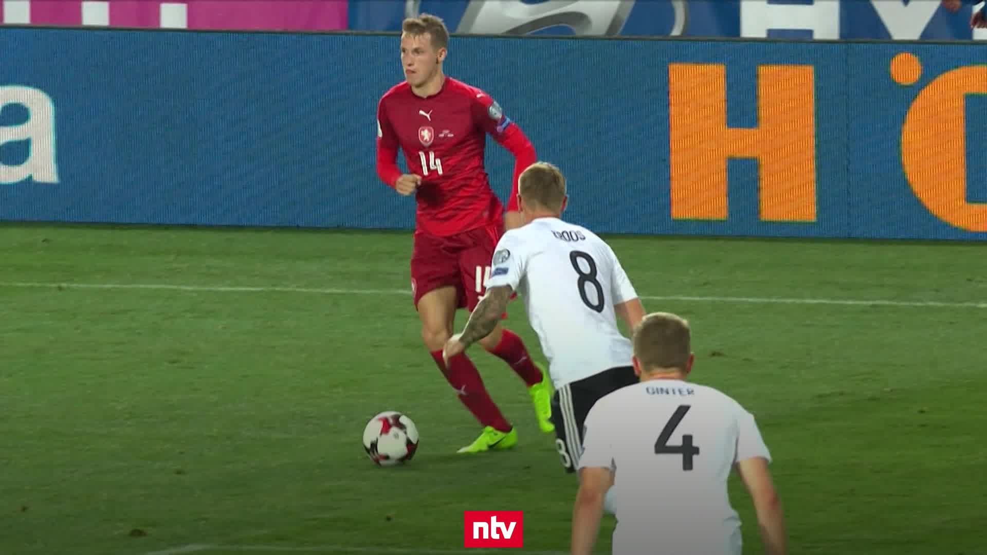 Erster aktiver Nationalspieler outet sich: "Möchte Freiheit"