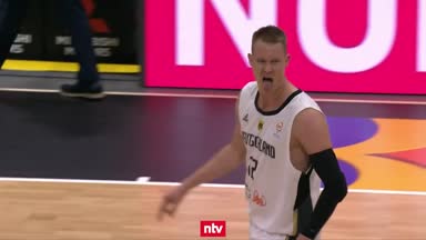 Hier geht das Debüt von DBB-Coach Herbert in die Hose