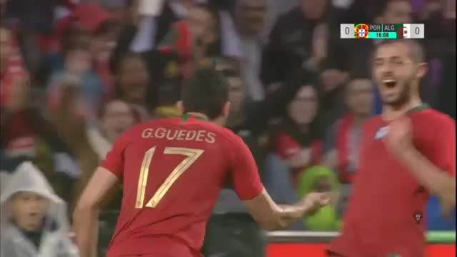 3:0! Portugal siegt mit Rückkehrer Ronaldo