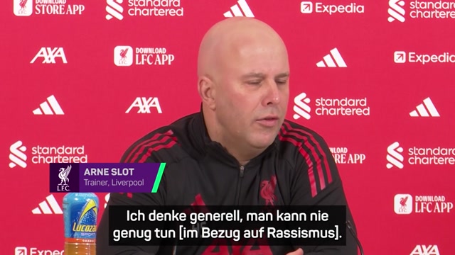 Slot reagiert auf Rassismus-Eklat um Vinicius Slot reagiert auf Rassismus-Eklat um Vinicius