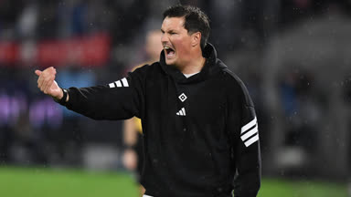 HSV-Coach beklagt "massive" Eingriffe