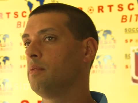 Mit bunten Rastas zur WM