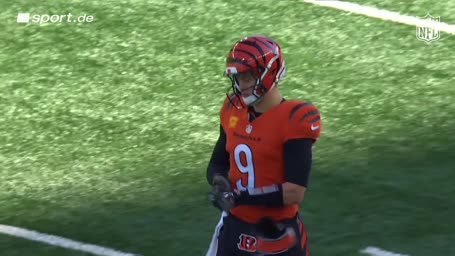 Highlight: Wilder Schlagabtausch im AFC-Kracher