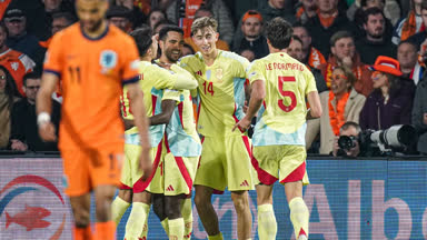 Rasante Punkteteilung bei Spanien vs. Oranje
