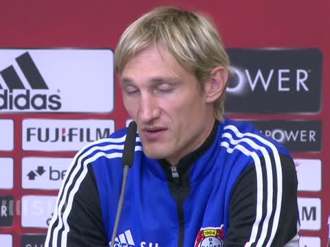 Leverkusen: Hyypiä macht sich Sorgen um Lars Bender