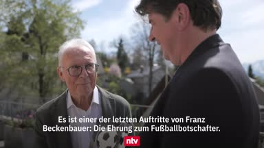 Beckenbauer blickt auf sein Leben zurück