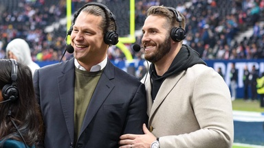 Werner und Esume rasten aus: Kuhn löst Wettschuld ein!