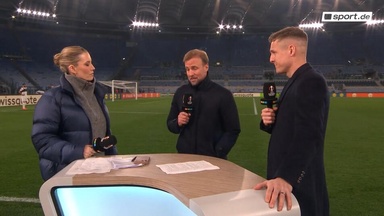 Hoeneß nach VfB-Pleite "sehr angefressen" Hoeneß nach VfB-Pleite "sehr angefressen"