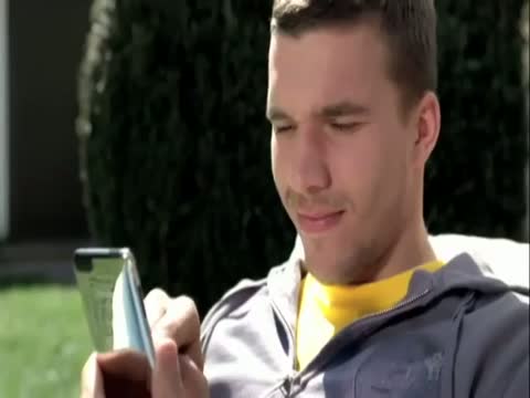 Solarworld-Werbespot mit Lukas Podolski