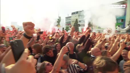 König Magnus verzaubert St. Pauli
