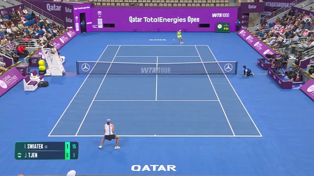 Highlights: Swiatek startet souverän in Doha