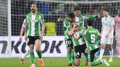 Betis schießt Panathinaikos ab