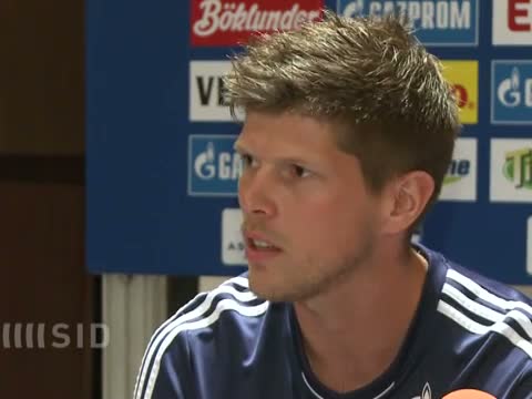 Huntelaar will Schalke wieder nach oben führen