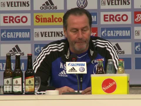 Schalkes Stevens bangt um Einsatz von Holtby gegen Bremen