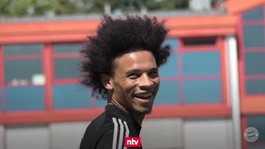 Leroy Sané gibt im Bayern-Training Vollgas