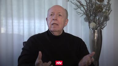 Calmund verneigt sich vor Beckenbauer