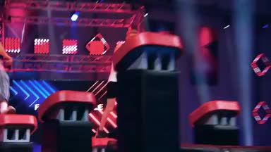 Spektakuläres Duell der Top-Ninjas!